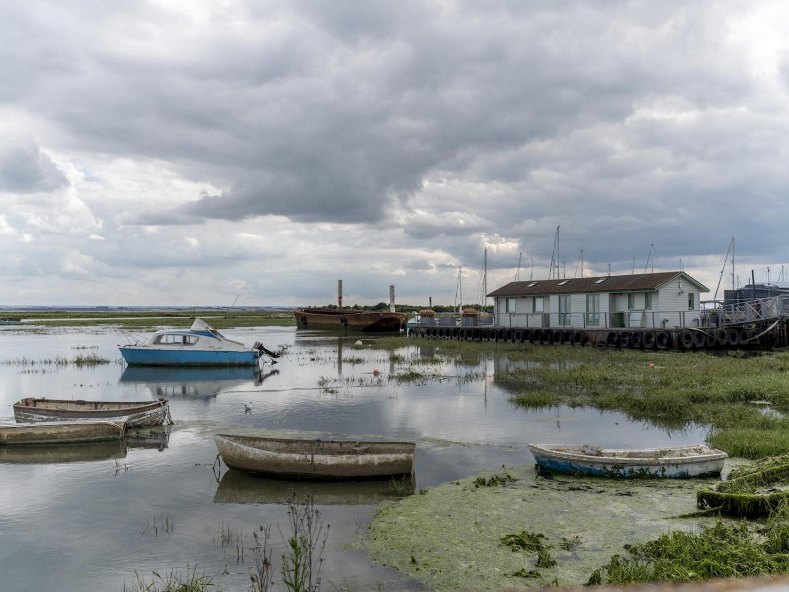 Pass The Keys The Pontoon Villa Southend-on-Sea Exterior photo